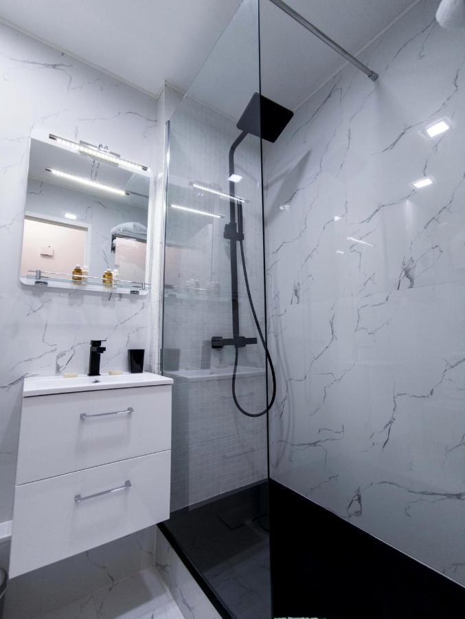 1 Min To The Beach Apartment - Kitchen - Tramway - Air Conditioner - Wifi - Promenade Des Anglais Niza Exterior foto
